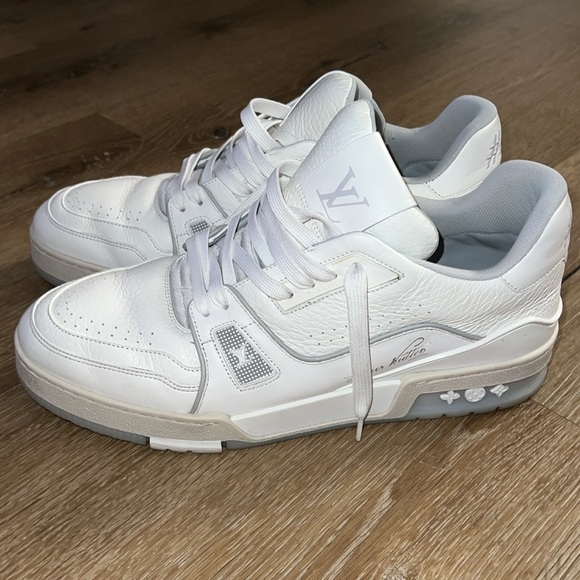 Louis Vuitton shoes - Picture 2 of 5